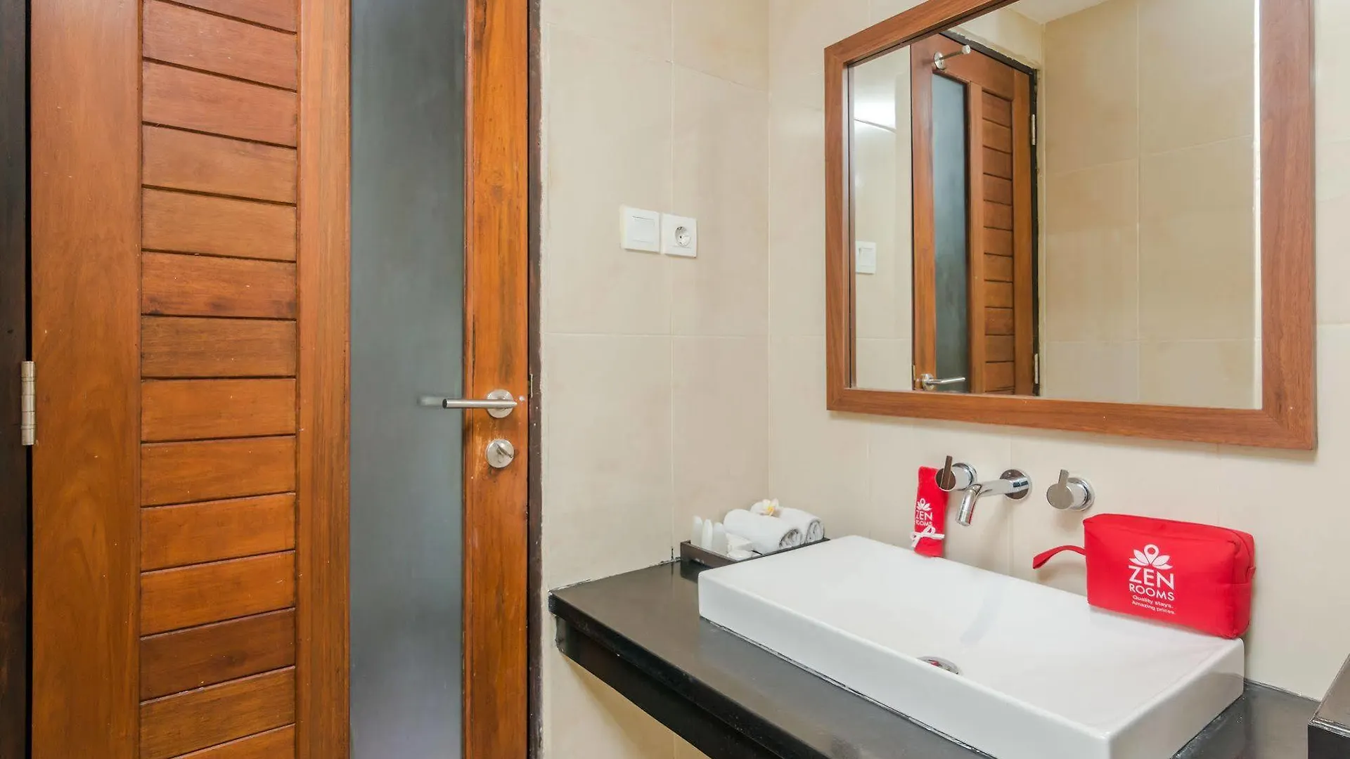 Zen Rooms Seminyak Pangkung Sari 세미냑