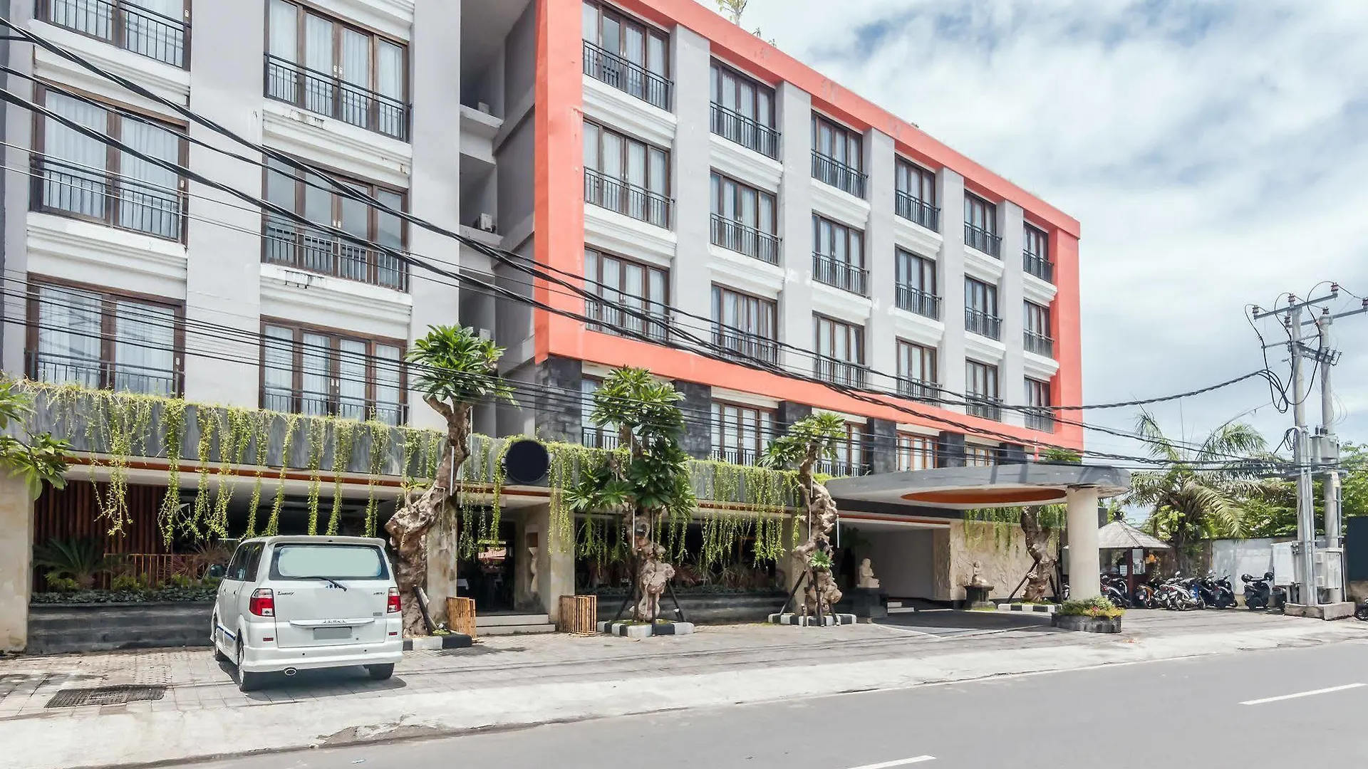 Zen Rooms Seminyak Pangkung Sari Hotel
